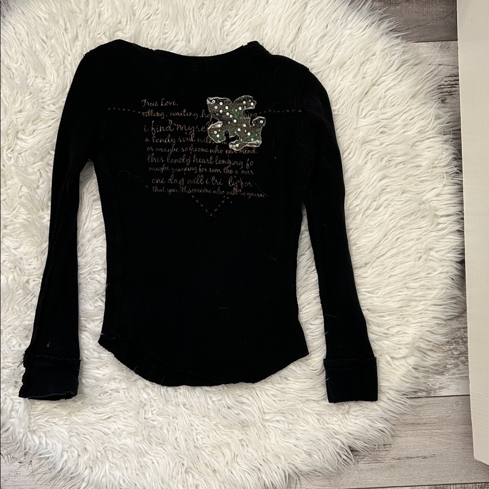 GRIFFIN Black Long Sleeve Shirt with Gold Design - Picture 5 of 6